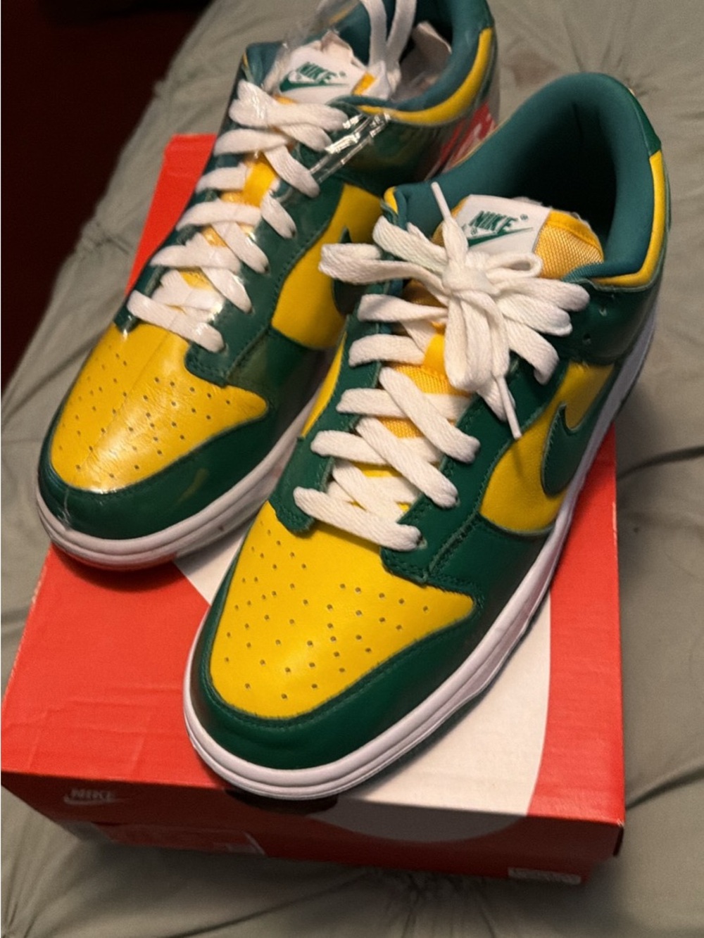 Nike Men’s Green and Yellow Low-Top Sneakers